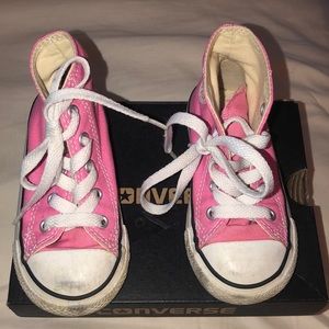 Little girl Converse